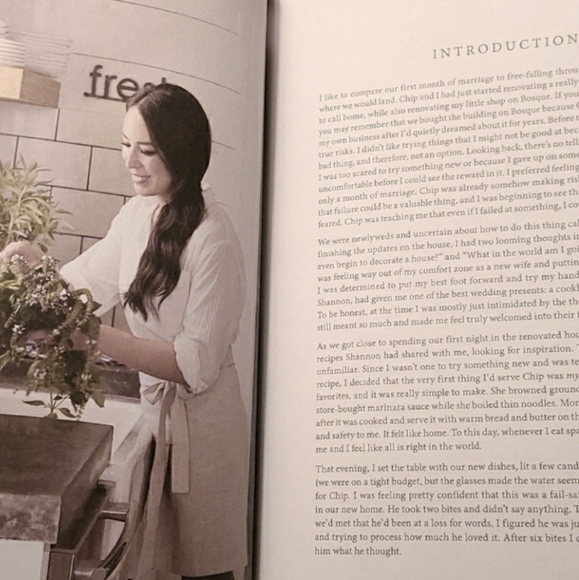 Magnolia Table: A Collection of Recipes For Gathering by Joanna Gaines CookBook - Picture 6 of 8